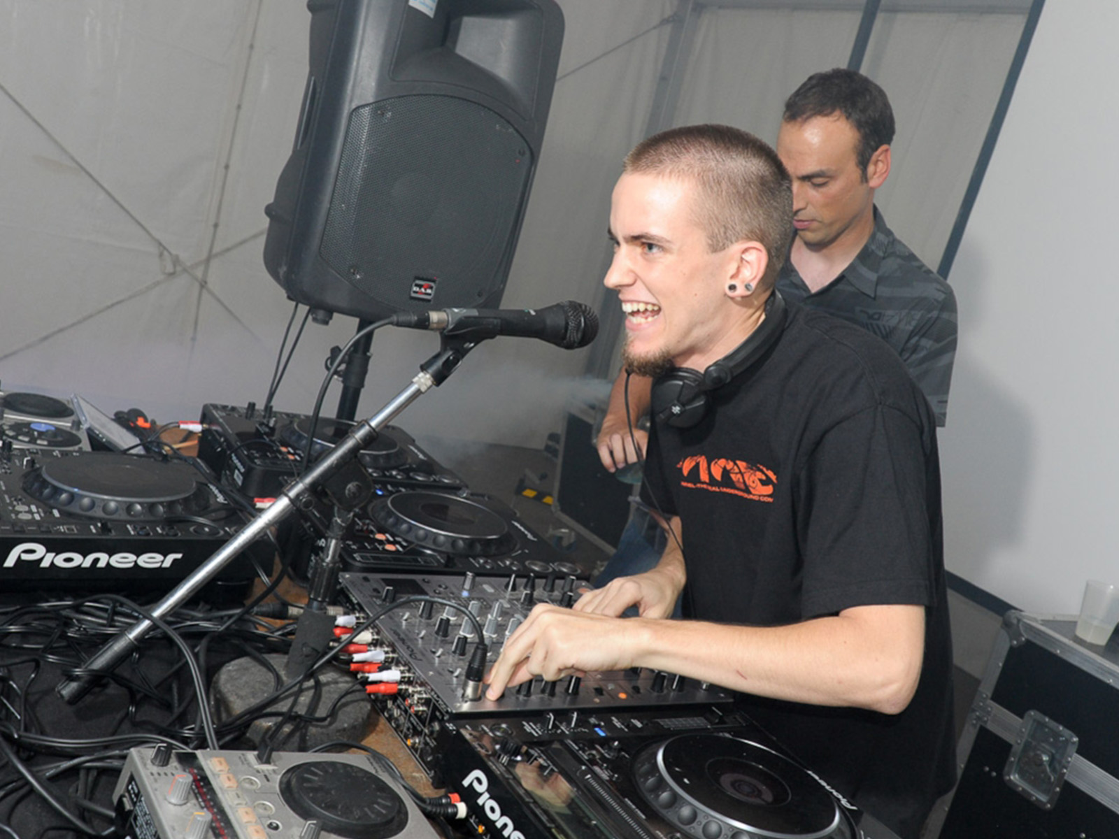 txema mic_